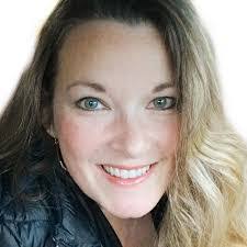 Judy Groll's Instagram, Twitter & Facebook