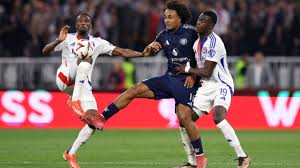 Avant Monaco, des cadres qui accusent le coup à l'OL