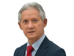 Entre Keynes, Friedman, natalidad y longevidad