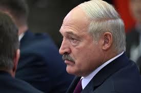 Александру григорьевичу лукашенко сейчас 65 лет, и его любят называть последним диктатором европы. Lukashenko Posetil 6 Yu Gorodskuyu Bolnicu Minska Rossijskaya Gazeta