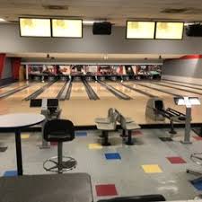 Bowling deals in bloomington, in: Top 10 Best Bowling In Bloomington Il Last Updated February 2021 Yelp