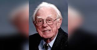 Sue Busse's Instagram, Twitter & Facebook