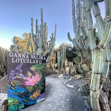 You have to make reservations (sometimes very far in advance) to see the garden and you can only see it with a tour. Ganna Walska Lotusland Fotos Facebook