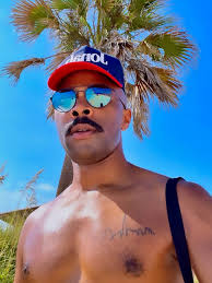 remember to treat yourself too🐚🌊🌞🌴