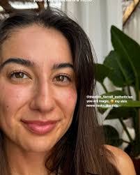 Maxine Farrell's Instagram, Twitter & Facebook