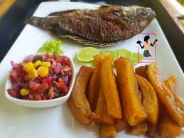 Ndizi zapatikana kwa aina nyingi na wataalamu huhesabu takriban 100. Bright Sunset Ndizi Samaki Ndizi Mbichi Matoke Na Nyama Ya Ng Ombe Green Bananas With Beef Jikoni Magic Youtube Mchemsho Wa Ndizi Na Samaki