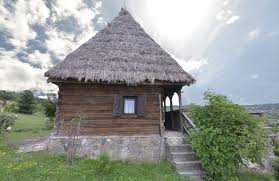 Case cu un etaj, cu două etaje cu terenuri adiacente, în intravilan și în suburbii în moldova și transnistria. Cazare Case Traditionale Bistrita Tur Virtual Rezerva Acum