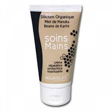 Les Vertus Reparatrices Exceptionnelles Du Miel De Manuka Dans Une Creme Pour Les Mains Http Www Cosme Creme Pour Les Mains Miel De Manuka Beurre De Karite