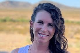 Heather Irwin's Instagram, Twitter & Facebook