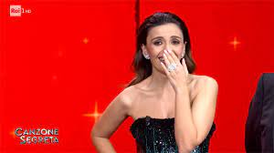 Mar 02, 2021 · madame, in gara a sanremo 2021. Canzone Segreta Non Si Ferma Serena Rossi Ottiene Una Puntata In Piu Lanostratv