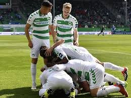 Spielvereinigung greuther fürth is a german football club in fürth, bavaria. Ausrusterwechsel Greuther Furth Kehrt Zu Puma Zuruck 2 Bundesliga Kicker