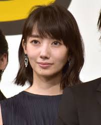 波瑠の画像 写真 佐藤健 ドラクエアニメに自信 ビアンカ派もフローラ派も 満足できる 9枚目 ヘアスタイリング 女優 波 瑠 ダークヘア