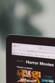 Laugh, cry, sigh, scream, shout or whatever you feel like with these comedies, dramas, romances, thrillers and so much more, all hailing from canada. 45 Best Horror Movies On Netflix Canada To Binge Watch May 2021