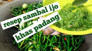 Tumis semua cabai rawit, cabai merah, bawang putih, bawah merah, dan tomat hingga layu. Resep Sambal Merah Padang Ala Rumah Makan Youtube