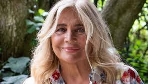 Discover more posts about spinazzola. Mara Venier Ein Buch Zur Erinnerung An Die Mutter Die An Alzheimer Gestorben Ist Nach Welt