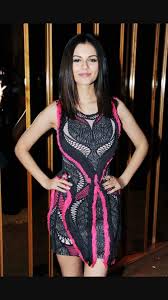 Dar hollywood arts este totuşi un liceu şi tori este în. Victoria In Lumina Reflectoarelor Home Facebook