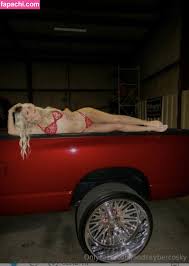 Lindsay Bercosky  lindsaybercosky leaked nude photo 0009 from OnlyFans Patreon