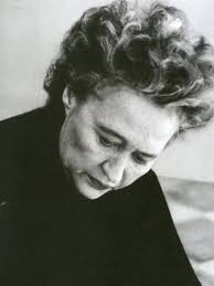 Chryssa exhibit a vivid reminder of all-but-forgotten Greek artist and her  impact