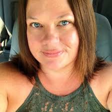 Tammy Crenshaw (@tm_crenshaw)