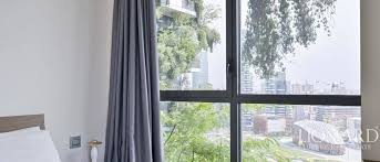 Finden sie bei likibu ferienwohnungen in mailand, ferienhäuser und andere unterkünfte für ihren ferienvermietung in mailand: Exklusives Apartment Im Bosco Verticale Zum Verkauf Lionard