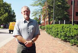 Wolfpack welcomes new dean of grad school