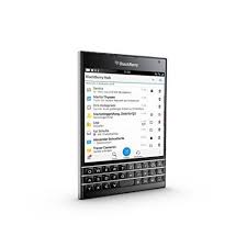 It's built for business, but will you want to use it on the weekend? Blackberry Passport Smartphone Smartphone Test 2020 2021