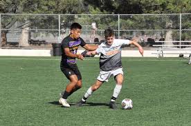 Men's Soccer Falls to Cal Lutheran in SCIAC Opener