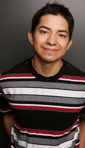 Travis Lohmann's Instagram, Twitter & Facebook