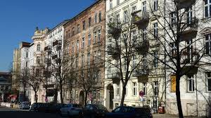 Wenn sie anzeigen veröffentlichen, erklären sie sich mit unseren nutzungsbedingungen einverstanden. Vermietung Von Wohnungen An Touristen Ex Richter Klagt Gegen Berlin Manager Magazin