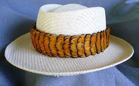 Newly Listed At The Illustrated Egg This Humu Papa Feather Hat Band Layers Reeves Pheasant And Golden Pheasant Feath Feather Hat Hawaiian Crafts Hawaiian Hats