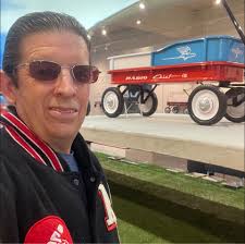 Where to find a business that restores radio flyer wagons?