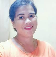 Mo deritso nalang ko. Para sa mga small and medium enterprise, mao kini ang  himu-on ni violy ug ang iyang grupo: 1. Ang pagkuha sa business permit  3days nalang, ma kompleto o