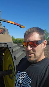 Zach Johnson (@mnmillennialfarmer) • Instagram photos and videos