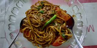 Dah lama tak buat mee kari. Fatboi Mee Tarik Milik Qsr Brands Yang Perlu Anda Cuba Sekejung Com