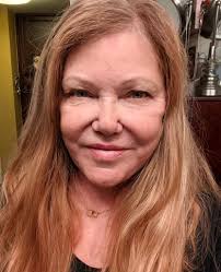 So back in the 70s and 80s I remember watching The Brady Bunch. I picked up  the box set and man did it bring back memories! I think Marcia was my 1st