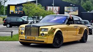 Naast dat rijk langsgaat bij joel in z'n gouden te. Playstation In De Rolls Royce Phantom Joel Beukers Youtube
