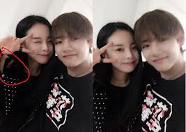 V And Hobis Sister Bts Predebut Bts Boys Bts Taehyung