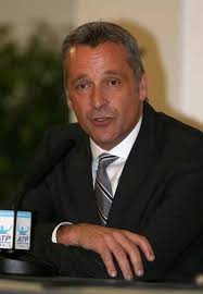 Diretor de torneio em Queen's é anunciado como novo presidente da ATP ·  Revista TÊNIS