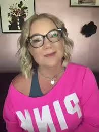 Elise Hendrickson's Instagram, Twitter & Facebook