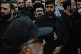 رئيس المجلس التنفيذي لحزب الله هاشم صفي الدين والصورة التي تم تداولها نقلا عن ابنة مغنية، تحمل اسمين السيد رضا هاشم صفي الدين وزينب قاسم سليماني، كتبا باللون الذهبي تحت صورة للشموع تتوسطها كلمة حسب باللغة الإنكليزية. Ø¨Ø§Ù„ØµÙˆØ± Ø§Ù„Ø³Ø¹ÙˆØ¯ÙŠØ© ØªØµÙ† Ù Ø±Ø¦ÙŠØ³ Ø§Ù„Ù…Ø¬Ù„Ø³ Ø§Ù„ØªÙ†ÙÙŠØ°ÙŠ Ù„Ù€ Ø­Ø²Ø¨ Ø§Ù„Ù„Ù‡ ØµÙÙŠ Ø§Ù„Ø¯ÙŠÙ† Ø¶Ù…Ù† Ù„Ø§Ø¦Ø­Ø© Ø§Ù„Ø¥Ø±Ù‡Ø§Ø¨ Lebanese Forces Official Website