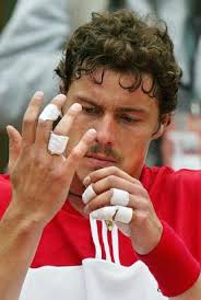 Personal Website of Nora Roth: the ultimate site for sport and celebrity  news.