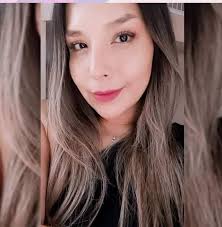 Ustedes creen que la cadenita de verdad te dice cuando estás embarazada y  lo que vas a tener o es un mito. De todos en la casa la única que salía que