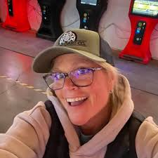 Truck for Sale in Flooded Area of Ste. Genevieve