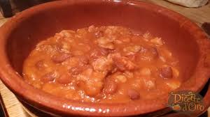 I fagioli alla messicana sono una ricetta semplice da preparare che potrete servire come piatto unico, considerata la ricchezza degli ingredienti, o in piccole ciotoline. Fagioli Alla Messicana Ricetta Originale Di Ricette D Oro
