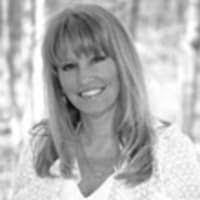 Maria Sandlin's Instagram, Twitter & Facebook