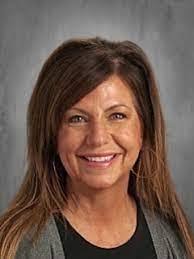 Erin Hance's Instagram, Twitter & Facebook