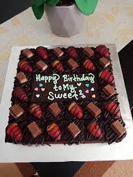 Resepi kek coklat kukus yang paling senang dengan sukatan cawan ni antara kek yang paling hai semua, kali ini ariana nak share dengan anda semua resepi kek coklat indulgence yang sedap. Rezeki 2019 Kek Coklat Moist Kek Birthday Kuantan Facebook