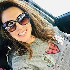 Tanja Watts's Instagram, Twitter & Facebook