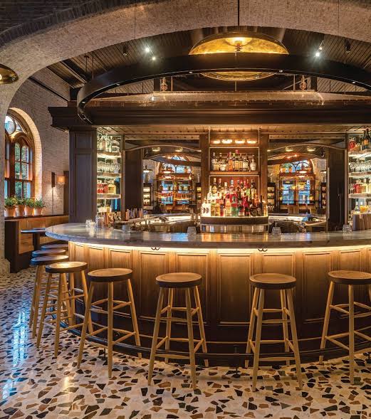 Singapore: Lunch or Dinner at an Italian Restaurant with Wine Tasting