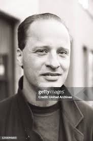 884 Tom Gerhardt Photos & High Res Pictures